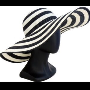 NWOT Wide Brim Striped Sun Hat - Black and White